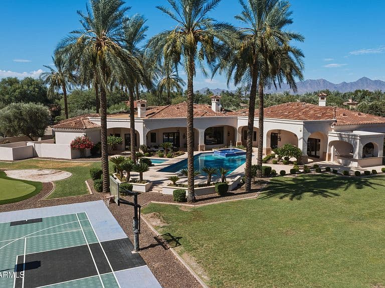 6385 E ROYAL PALM Road photo 4