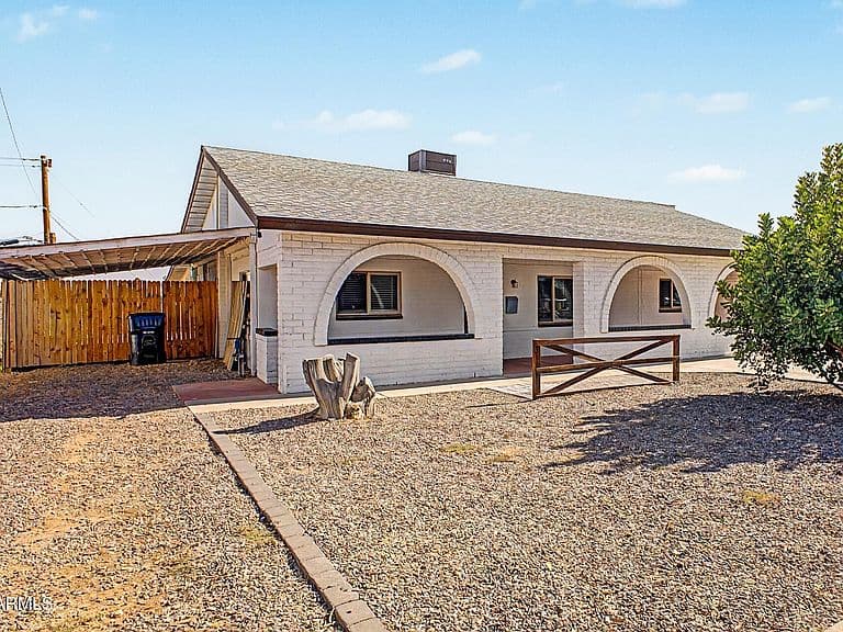 6407 E ASPEN Avenue photo 3