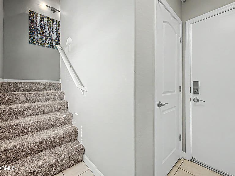 240 W JUNIPER Avenue #1040 photo 5