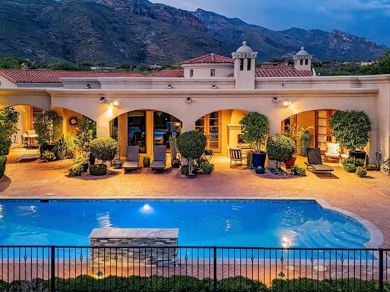 7437 N Mystic Canyon Dr photo 4