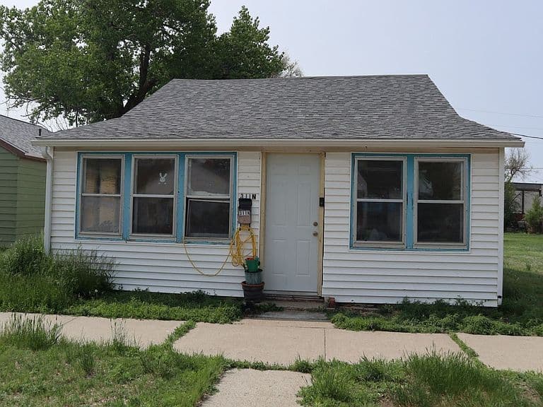 311 N Sargent Ave photo 2