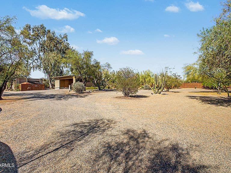 6510 E DIXILETA Drive photo 4