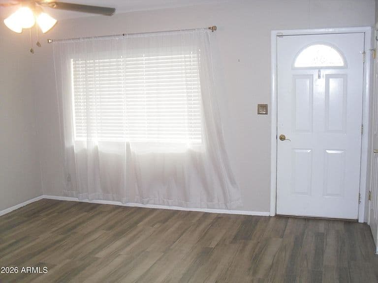 226 W CHOLLA Street W photo 2