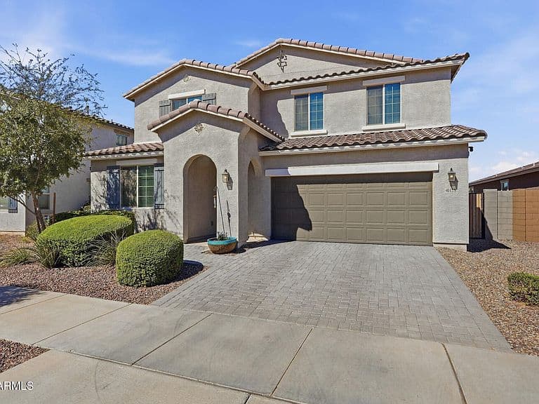 40128 W HENSLEY Way photo 2