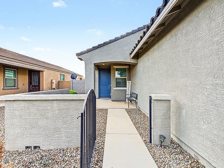 40441 W HILLMAN Drive photo 4