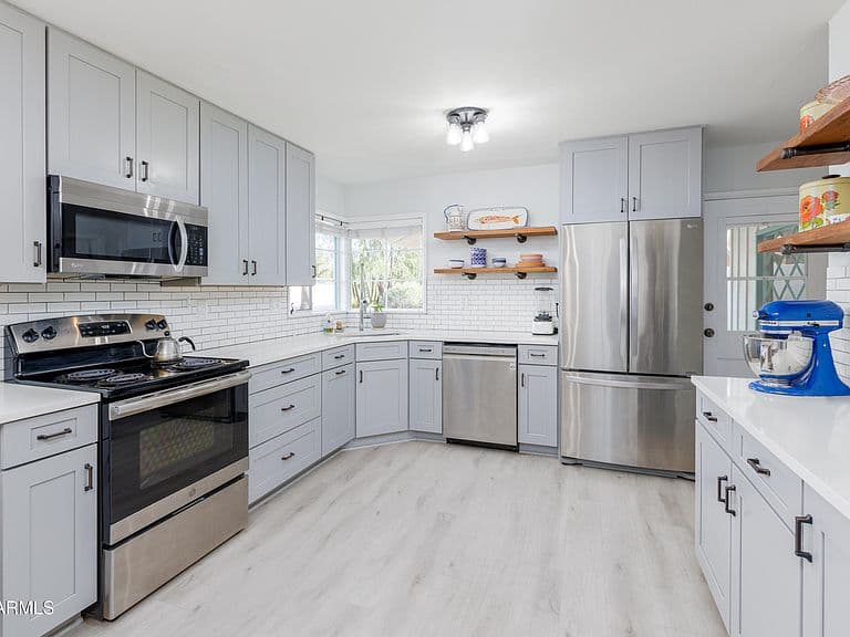 2156 S Hu Esta Drive photo 4