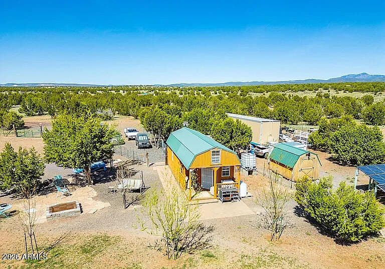 1325 W LITTLE BIT Drive photo 1