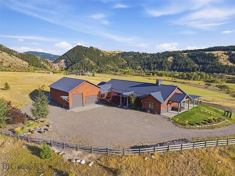 3697 Bridger Canyon Rd photo 1