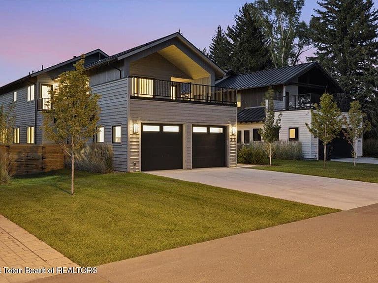 415 Teton Ave photo 2