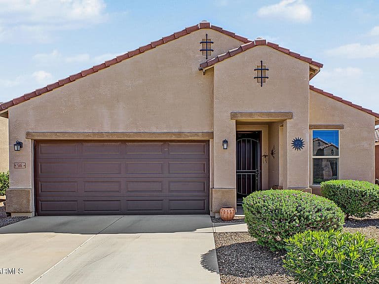 546 N RAINBOW Way photo 2