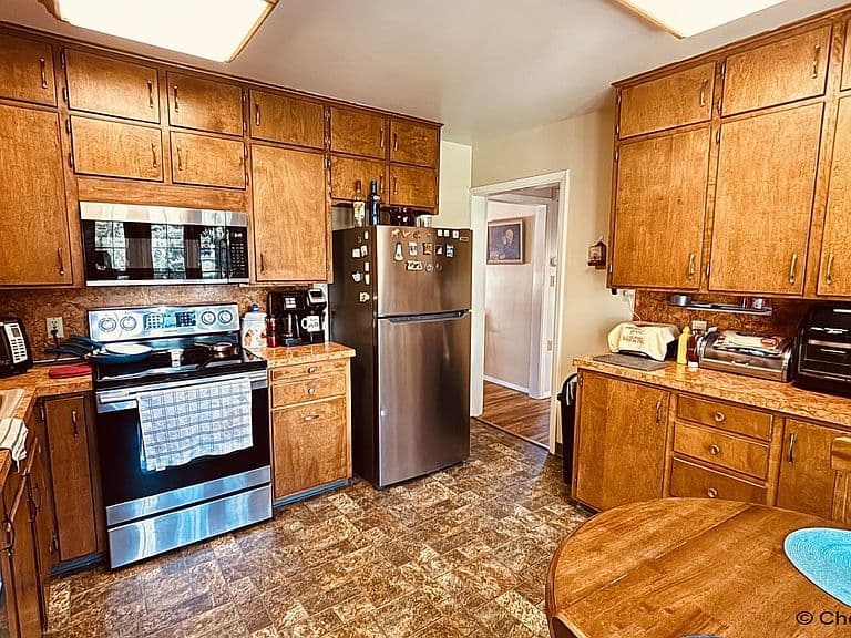 3924 Bevans St photo 4