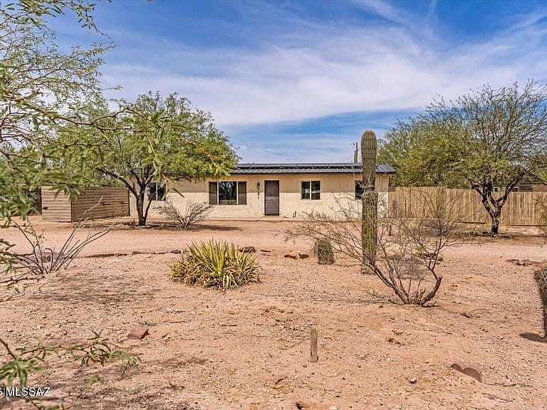 12565 N Avenue Saturno photo 1