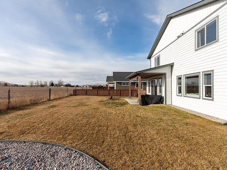 610 Spaniel Ln photo 5