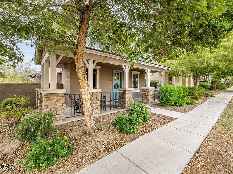 20893 W MAIDEN Lane photo 3