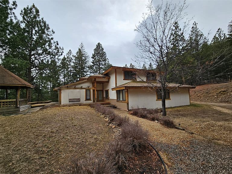 645 Alvista Loop photo 2
