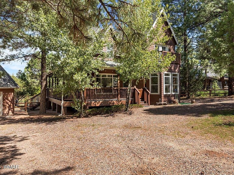 2232 Forest Park Dr photo 2