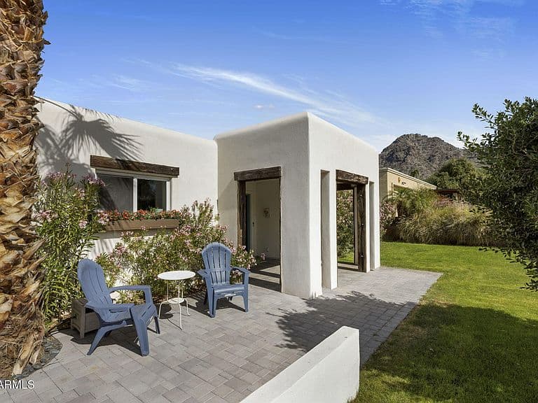 2020 E State Ave photo 3