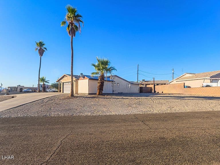 2285 Catamaran Ct photo 3