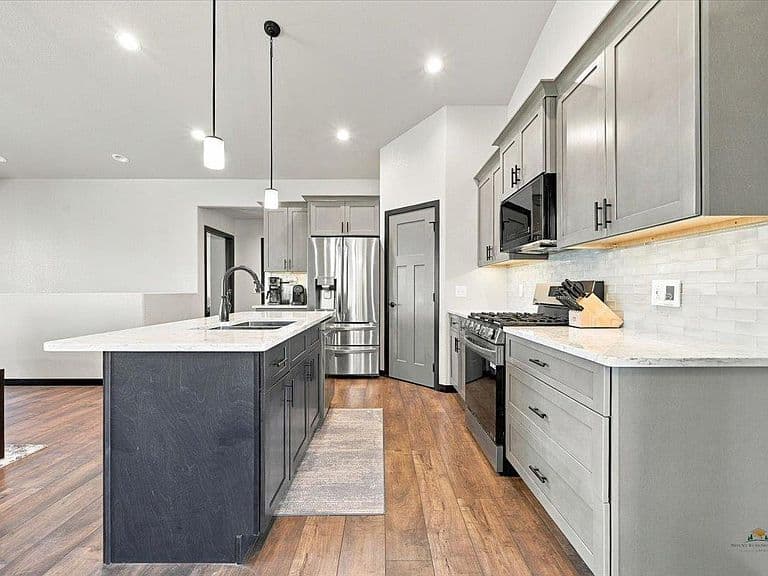 3413 Joseph St photo 5