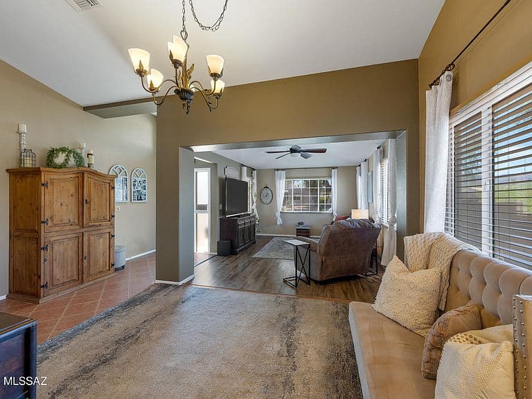 8901 N Palm Brook Dr photo 3