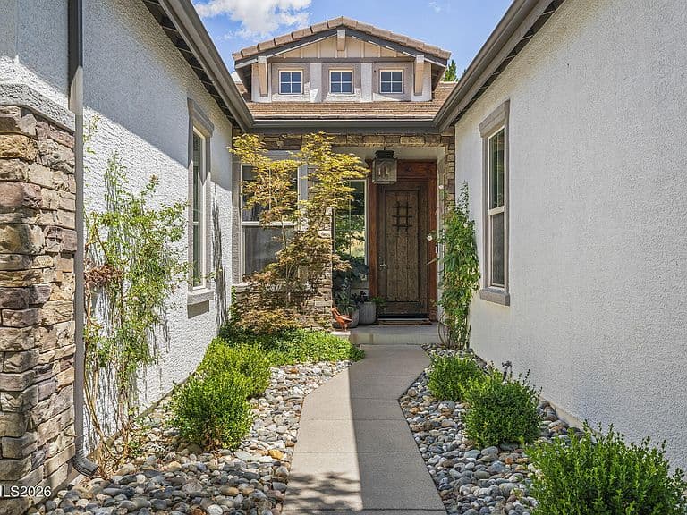 7651 Autumn Ridge Cir photo 3