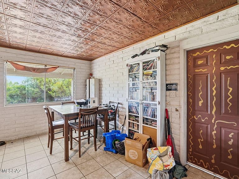 1530 N Wyatt Ln photo 5