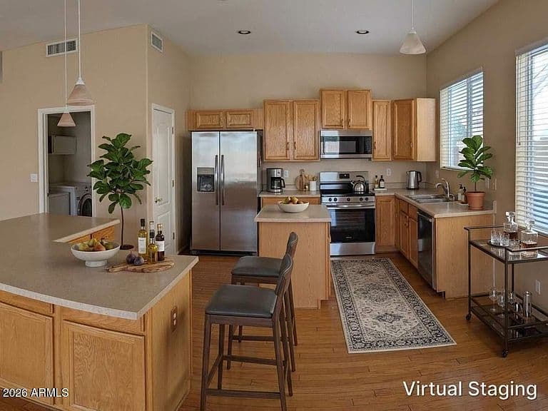 1493 W CHILTON Avenue photo 3