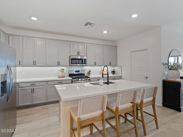 4951 E Wash Overlook Dr photo 4