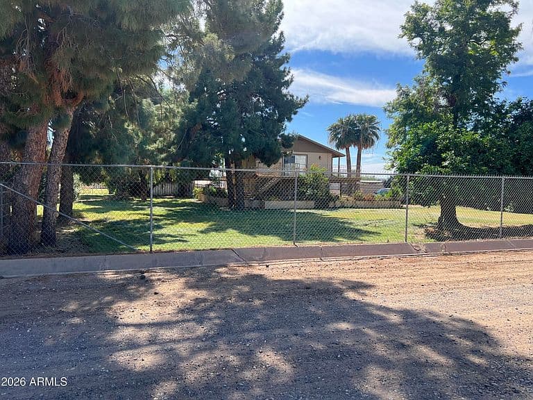 7489 N 156 Avenue photo 2