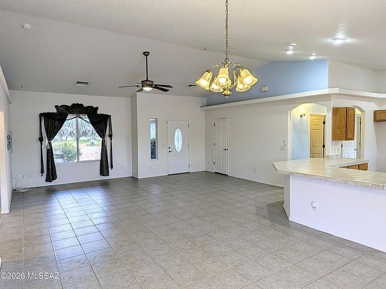 460 E Highway 82 photo 3