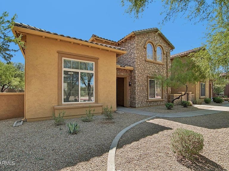 3866 E CAT BALUE Drive photo 1