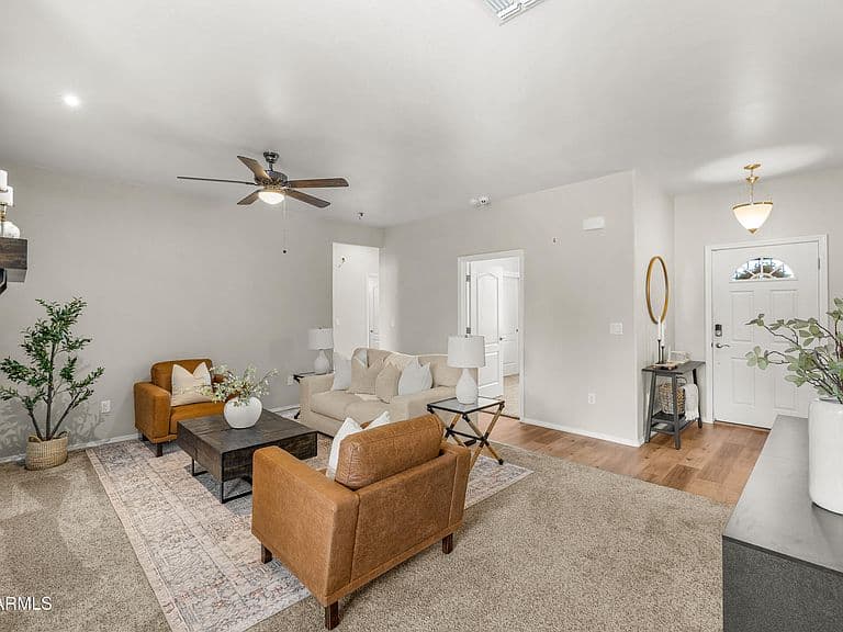 10226 LUNDIN Road photo 5