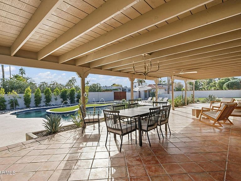 7001 E Thunderbird Rd photo 5