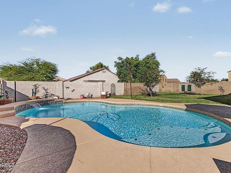 42994 W ARIZONA Court photo 1
