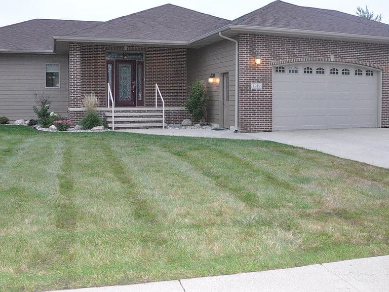 1919 Moriarty Dr photo 1