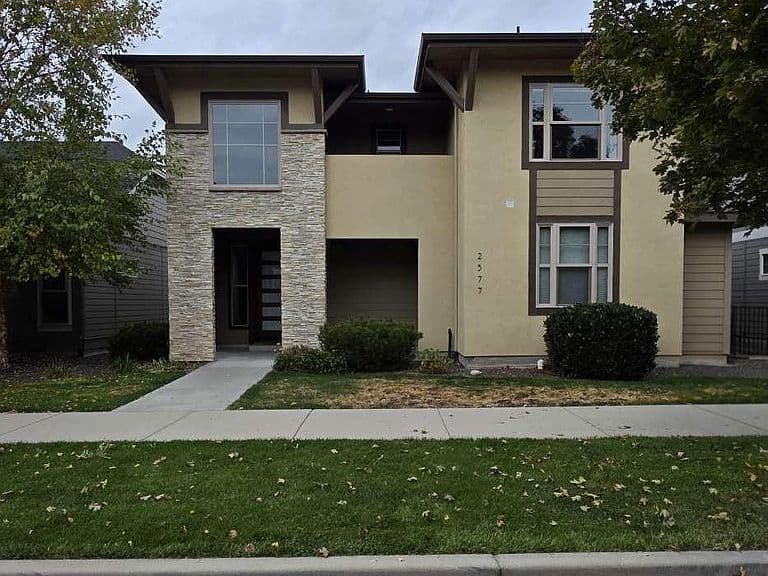 2577 S Trailwood Way photo 2