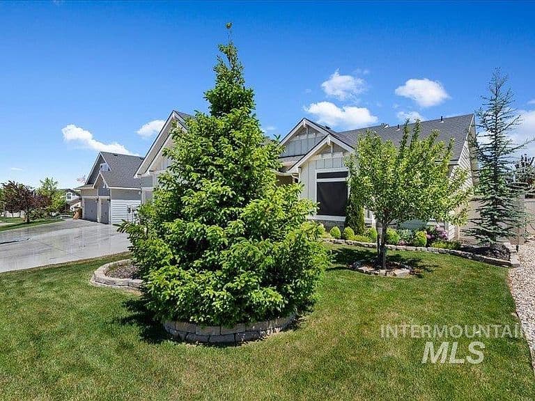 1817 W Henrys Fork Dr photo 5