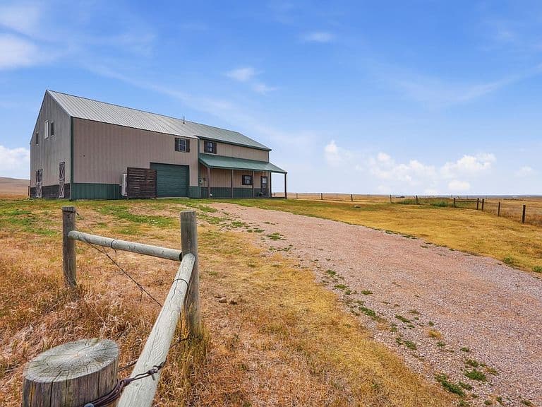 22219 Saddle Rd photo 1