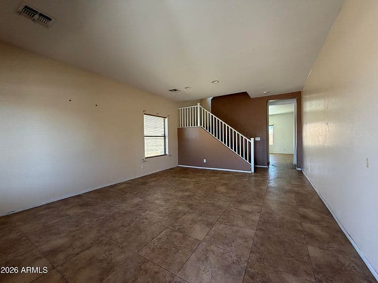 44263 W CAVEN Drive photo 2
