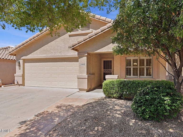 20934 N 37TH Way photo 1
