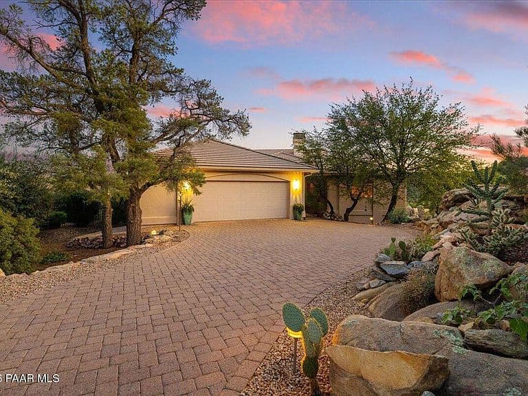 3039 Pedregal Dr photo 1