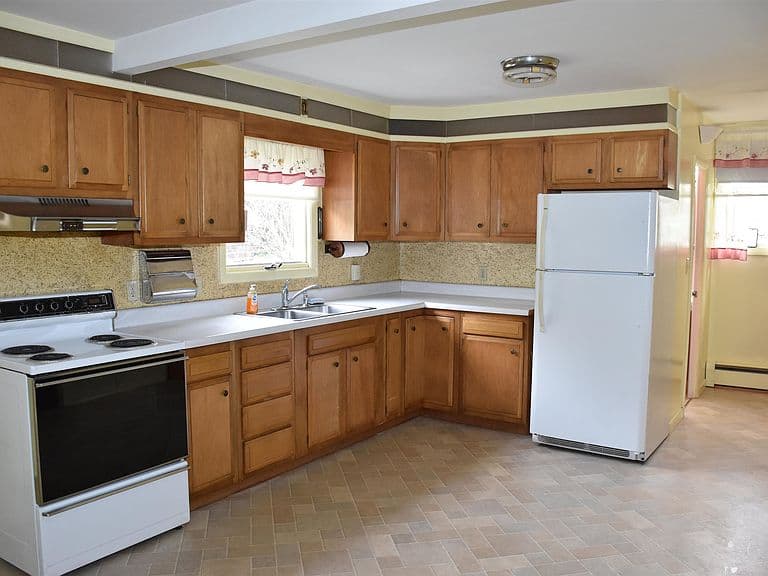 177 Websterville Road photo 3