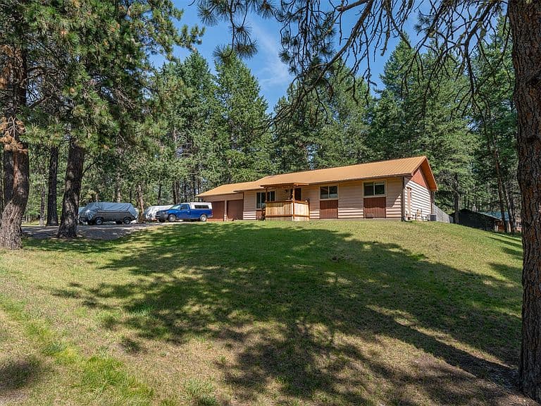 331 Peaceful Dr photo 2