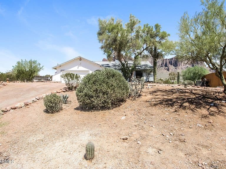 3961 N VAL VISTA Road photo 1