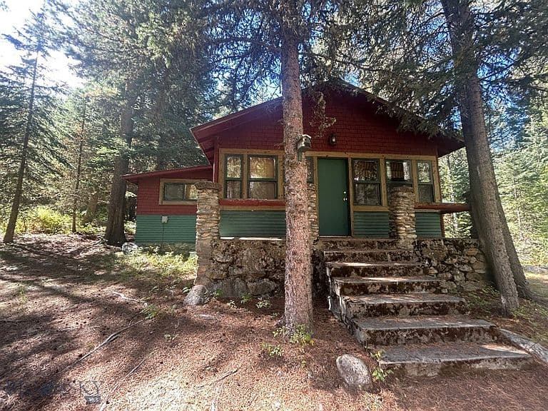 1040 Cascade Creek Rd photo 1