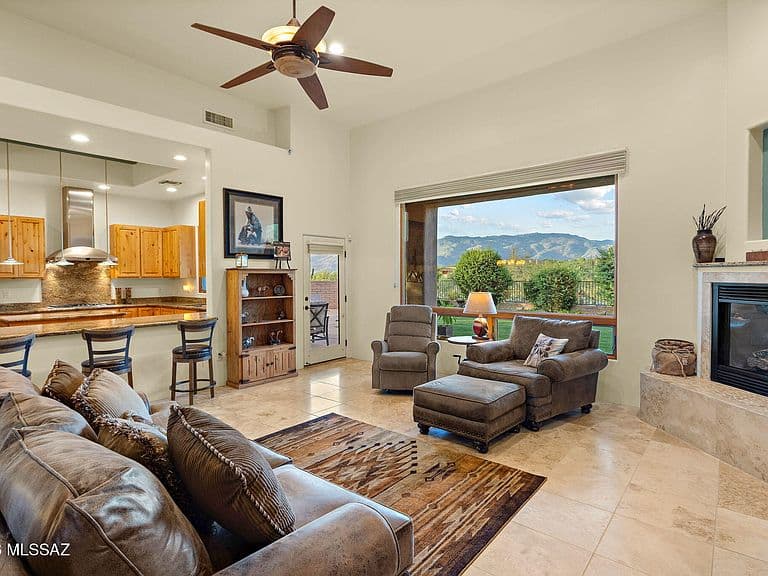 8701 E Tumbling H Ranch Pl photo 2
