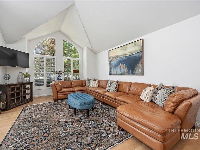 2030 Candlewood Cir photo 5