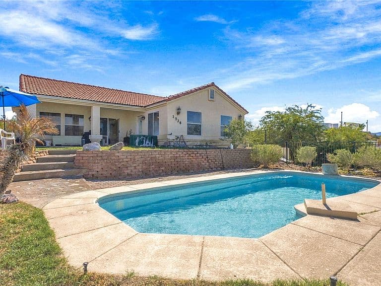1736 Dorado Drive photo 4