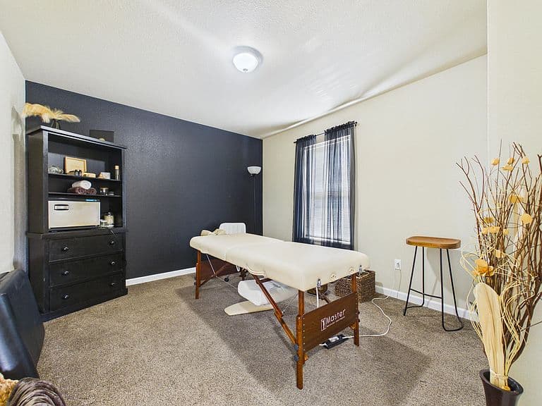 110 Tamari Dr photo 5