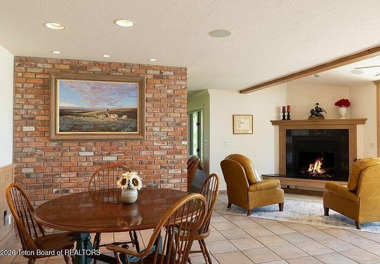 5450 Shoshone Dr photo 3